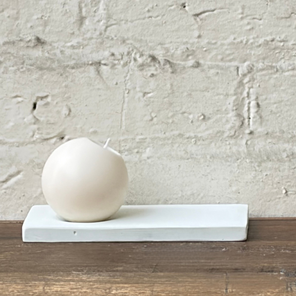 Sphere Candle on Tea Green Catchall Tray
